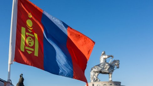 DŽINGIS KAN BI BIO PONOSAN! Desetine hiljada Mongola u 4 ujutru bilo je napolju - nikada nećete pogoditi zašto! (VIDEO)