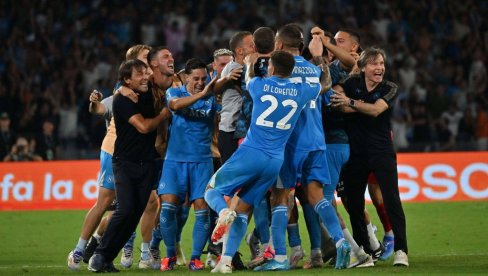 NAPULJ MOŽE DA POČNE DA SLAVI: Konte ostaje na klupi novog šampiona Italije