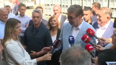 DO OKTOBRA PROJEKAT ZA TUNEL POD KADINJAČOM: Vučić tokom bilaska destilerije TIM najavio lepu vest