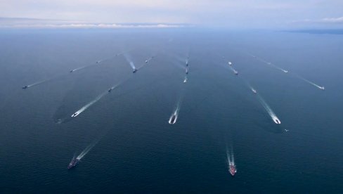 UKRAJINCI ŽESTOKO NAPALI DRONOVIMA: Pogođeni civilni brodovi u Rusiji UKRAJINCI ŽESTOKO NAPALI DRONOVIMA: Pogođeni civilni brodovi u Rusiji