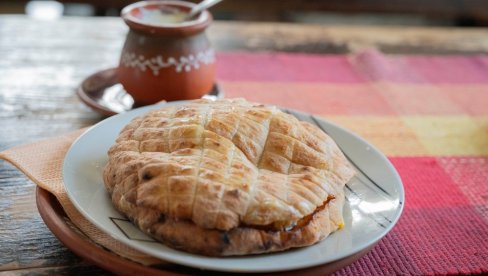 MEKANE POSNE LEPINJE: Domaći recept koji će vas oduševiti (VIDEO)