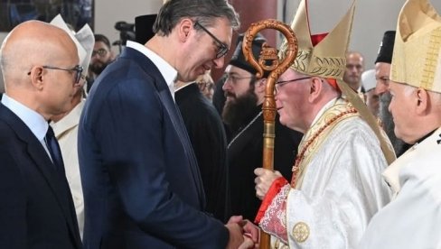 ŽELIM VAM JOŠ MNOGO USPEŠNIH GODINA: Predsednik Vučić čestitao sto godina od osnivanja Beogradske nadbiskupije (FOTO)