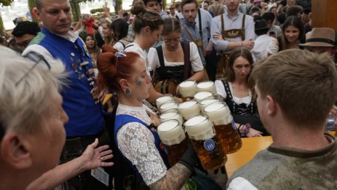 NEMAČKA POLICIJA ODOBRILA: Oktoberfest može da se nastavi NEMAČKA POLICIJA ODOBRILA: Oktoberfest može da se nastavi