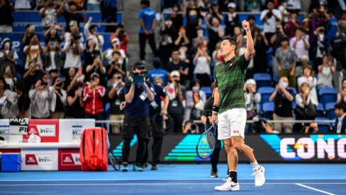 КАКАВ ПОВРАТАК: Кеи Нишикори опет на терену, одиграо је први меч после више од три месеца