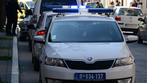 KRALI ALAT I ELEKTRIČNE UREĐAJE: Policija u Kraljevu uhapsila dvojicu lopova