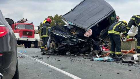 POGINUO OTAC ČETVERO DECE: Saobraćajna nesreća na magistralnom putu Srbac - Prnjavor