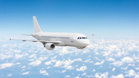 ПЕТ РАЗЛОГА ЗАШТО СУ АВИОНИ БЕЛИ: Трећи ће вас изненадити