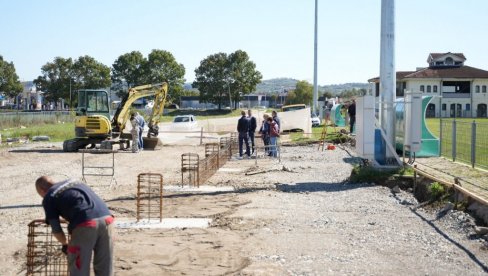 GRADI SE BALON SALA:Modernizacija sportske infrastrukture u Vrnjačkoj Banji