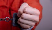 ZATEČEN U ŠKOLSKOM DVORIŠTU SA KESICAMA  MARIHUANE: U dve odvojene akcije novosadska policija uhapsila dvojicu osumnjičenih za trgovinu drogo