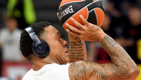 ТОГ ЈАГА НЕ МОГУ ОЧИМА ДА ВИДИМ! Легендарни српски кошаркаш брутално оплео по Бразилцу