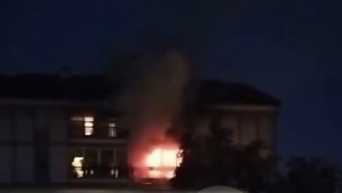 STAN NA ZVEZDARI U PLAMENU, IMA POGINULIH: Ukoliko je neko u zgradi neka se hitno evakuiše (VIDEO) STAN NA ZVEZDARI U PLAMENU, IMA POGINULIH: Ukoliko je neko u zgradi neka se hitno evakuiše (VIDEO)