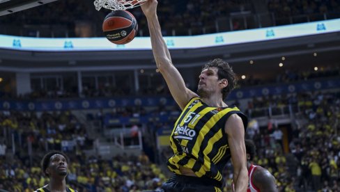 КАКАВ БИ ОВО ТРАНСФЕР БИО: Бобан Марјановић у преговорима са чланом АБА лиге