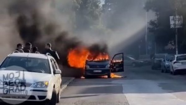 ВЕЛИКИ ПОЖАР КОД ТРЖНОГ ЦЕНТРА У БЕОГРАДУ: Ватрогасне екипе на терену (ВИДЕО)