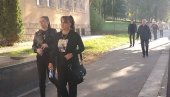 UROŠ BLAŽIĆ DOVEZEN U SPECIJALNI SUD: Nastavlja se suđenje za masakr u Duboni i Malom Orašju - Stigli i članovi porodica ubijenih (VIDEO)