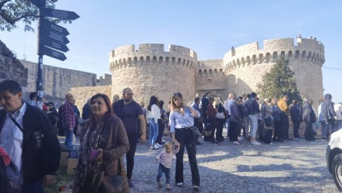 VITEZOVI NA KALEMEGDANU: Beogradska zima traje do kraja januara, posetioce očekuju zanimljivosti