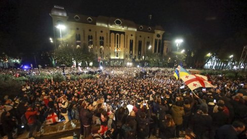 HAOS NA ULICAMA TBILSIJA: Protesti u Gruziji, opozicija negduje zbog izbornih rezultata (VIDEO)