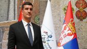 NEBESKI NAROD NIKAD NIJE POKLEKAO! Marko Kešelj reagovao na upad kosovske policije u prostorije Sportsko-turističke organizacije Leposavić