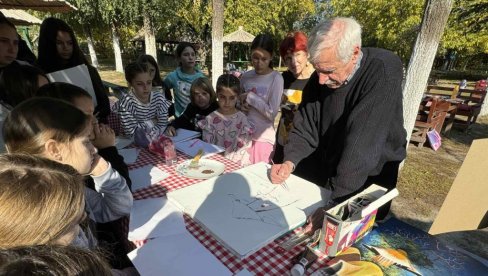 MALA ŠKOLA NAIVNOG SLIKARSTVA: Edukativni projekat za zrenjaninske osnovce u Belom Blatu (FOTO)