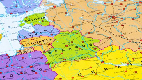 ЛЕТОНИЈА ПРОТЕРУЈЕ РУСЕ, ОДРЕЂЕН РОК: Балтик спрема масовну евакуацију због могућег рата са Русијом ЛЕТОНИЈА ПРОТЕРУЈЕ РУСЕ, ОДРЕЂЕН РОК: Балтик спрема масовну евакуацију због могућег рата са Русијом