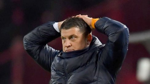 ПРИЧАЋУ СА УПРАВОМ! Тренер Звезде Владан Милојевић спреман на СВЕ после новог неуспеха! ПРИЧАЋУ СА УПРАВОМ! Тренер Звезде Владан Милојевић спреман на СВЕ после новог неуспеха!