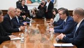 VUČIĆ SE SASTAO SA DENDIJASOM: Zahvalio sam na podršci koju Grčka daje teritorijalnom integritetu i suverenitetu Srbije