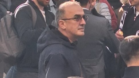 GRUHONJIĆ KOJI JE VELIČAO USTAŠKOG KOLJAČA PODRŽAVA OPOZICIONE NASILNIKE KOJI SU PRAVILI NERED U NS: Ruku pod ruku sa Marinikom GRUHONJIĆ KOJI JE VELIČAO USTAŠKOG KOLJAČA PODRŽAVA OPOZICIONE NASILNIKE KOJI SU PRAVILI NERED U NS: Ruku pod ruku sa Marinikom