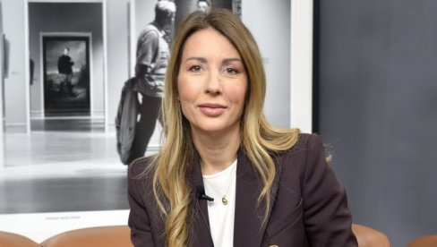 ПОРОДИЛА СЕ ДУБРАВКА ЂЕДОВИЋ ХАНДАНОВИЋ: На свет донела девојчицу ПОРОДИЛА СЕ ДУБРАВКА ЂЕДОВИЋ ХАНДАНОВИЋ: На свет донела девојчицу