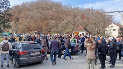 SMENE U MUP ILI BLOKADA: Ogorčeni zločinom i što je ubica na slobodi, iz Vraneša najavili obustavu saobraćaja od Bijelog-Polja do Mojkovca