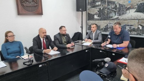 ZGRADA TONE, PLAFON SAMO ŠTO SE NE SRUŠI: Izmeštaju Službu za fizikalnu medicinu i rehabilitaciju UKC Kragujevac