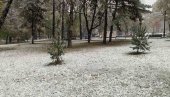 POGLEDAJTE – SNEG KAD MU VREME NIJE: Tek je avgust, a ovaj grad se već zabeleo (FOTO/VIDEO)