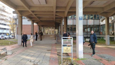NAPALI I POVREDILI POLICIJU U NOVOM BEOGRAD:Tužilaštvo naložilo identifikaciju napadača i druge istražne radnje