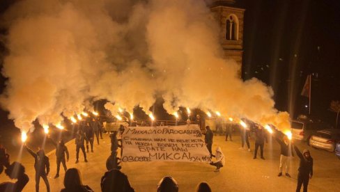 SUDBINA NAM NE BEŠE ISTA Kosovksa Mitrovica se oprostila od Mihajla čije su telo na dan sahrane otele Kurtijeve snage