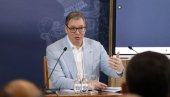 SVI ZNAJU DA SRBIJA NAJBRŽE NAPREDUJE, ZATO JE BILO VAŽNO ZAUSTAVITI Predsednik Vučić jasno objasnio razloge događaja na Kosovu i Metohiji