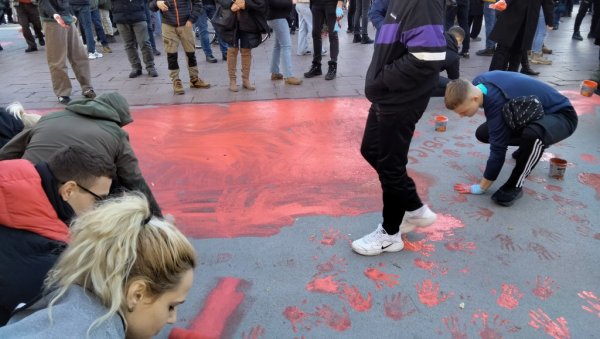 САЗНАЈЕМО: Шире се пипци опозиције у „студентским“ протестима у Новом Саду