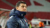 IGRAMO NA SVAKA TRI DANA, MORAMO BITI OPREZNI: Vladan Milojević se oglasio pred meč Crvena zvezda - Tekstilac