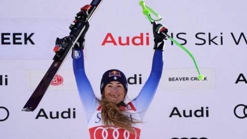 ОЛИМПИЈСКА ШАМПИОНКА НЕПРИКОСНОВЕНА: Италијанка без премца у супервелеслалому