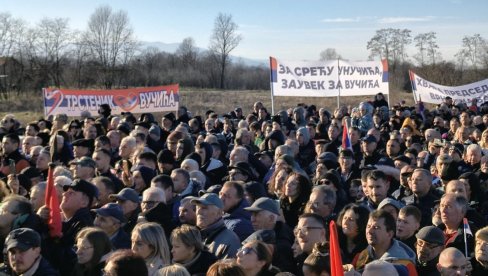 ХИЉАДЕ ЉУДИ НА ОТВАРАЊУ АУТОПУТА: Моћне слике на деоници Кошево - Врњачка башња (ФОТО/ВИДЕО)