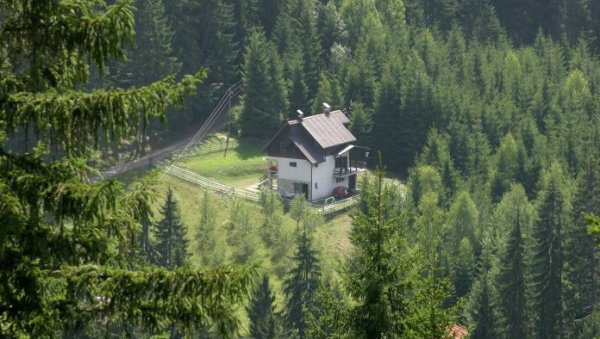 ЗЛАТАР НОВИ РЕЗЕРВАТ ПРИРОДЕ: Министарство заштите животне средине покренуло поступак да ова планинска лепотица добија посебан статус (ФОТО)