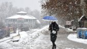 PAŠĆE I DO POLA METRA SNEGA: Velika količina padavina sručiće se na ove delove - upaljen crveni alarm