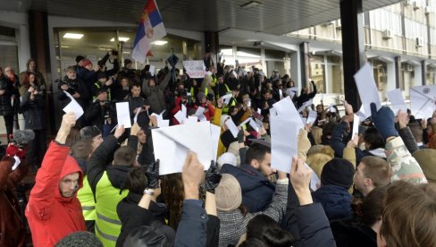 ZAGORKA DOLOVAC PRIHVATILA PISMO STUDENATA: Pozvala ih na razgovor