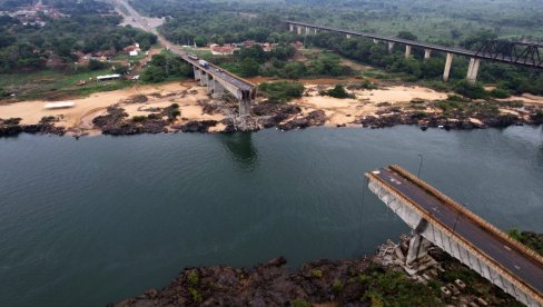 BROJ POGINULIH  PORASTAO NA DEVET: Urušio se most u Brazilu