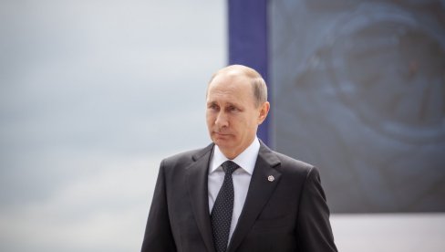 ПУТИН НЕ ПРИЗНАЈЕ ОДГОВОРНОСТ: Извињава се азербејџанском колеги за трагичну авионску несрећу