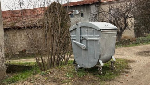OPTUŽENA ZA POKUŠAJ UBISTVA BEBE: Dete iza kontejnera pronašla prolaznica