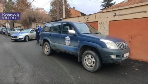 KURTIJEVA POLICIJA UPALA U SEVERNU MITROVICU: Ušli u Poresku upravu koja funkcioniše po sistemu Srbije (VIDEO)