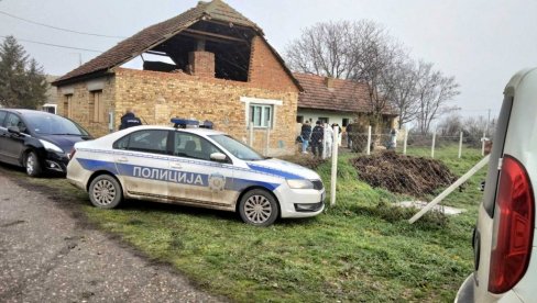 PRVE SLIKE SA MESTA ZLOČINA: Telo žene pronađeno u kući u Srbobranu (FOTO)