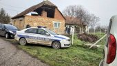 PRVE SLIKE SA MESTA ZLOČINA: Telo žene pronađeno u kući u Srbobranu (FOTO)