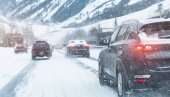 ХИТНО УПОЗОРЕЊЕ ВОЗАЧИМА! Огласио се МУП услед временских непогода