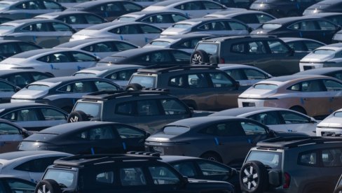 ПАД ПРОДАЈЕ РАЗЛОГ ЗА ОДЛУКУ НАКОН 30 ГОДИНА: Аутомобилски див напустио највеће светско тржиште
