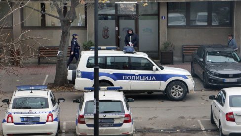 МАЛОЛЕТНИКУ ПОЛОМЉЕН НОС, УХАПШЕНА ЧЕТВОРИЦА: Тужилаштво истражује тучу младића испред клуба у Смедереву