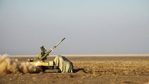PUKLO TRAMPOVO PRIMIRJE: Iran i Izrael nastavljaju sa krvoprolićem (FOTO/VIDEO) PUKLO TRAMPOVO PRIMIRJE: Iran i Izrael nastavljaju sa krvoprolićem (FOTO/VIDEO)